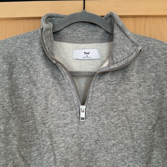 TNA cropped sweatshirt - Picture 2 of 3